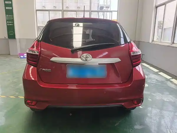 Toyota Yaris L 2016