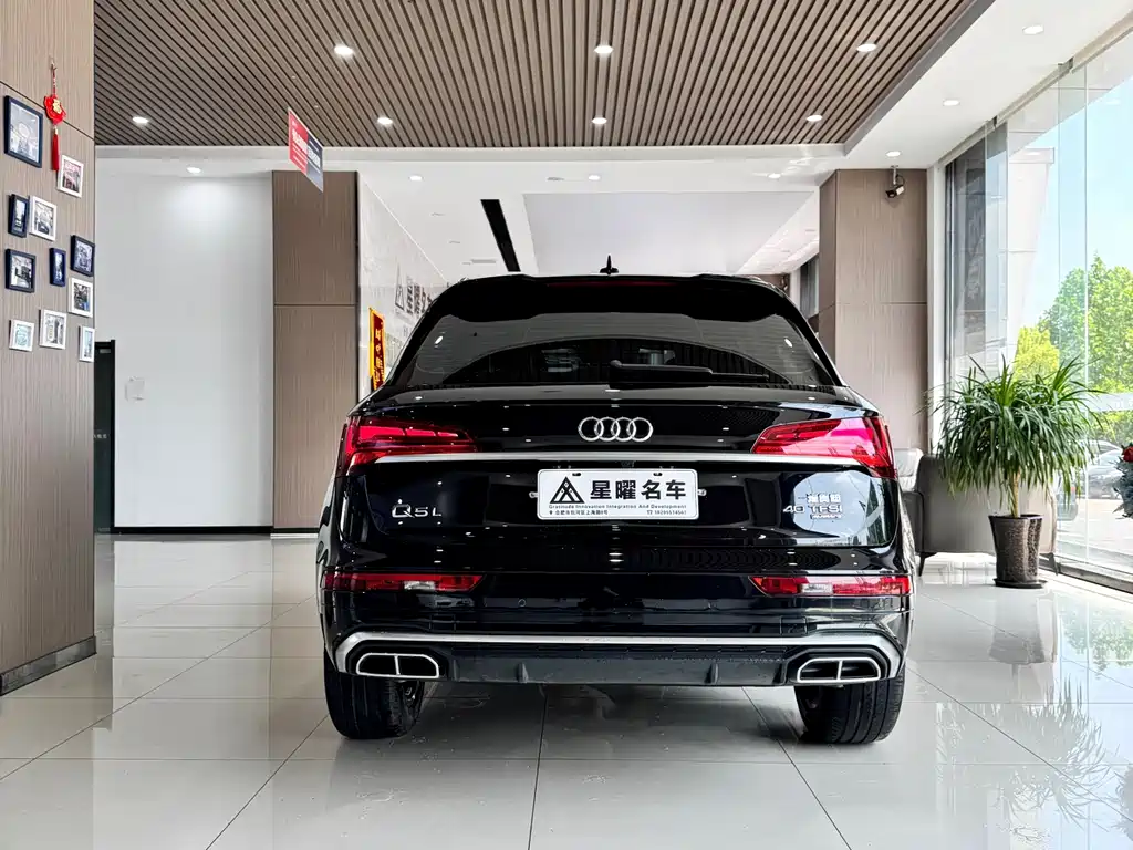 Audi Q5L 2023 — фото 7