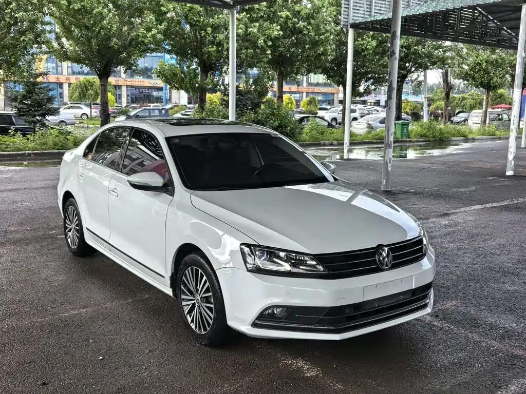 Volkswagen Sagitar 2017 — фото 2