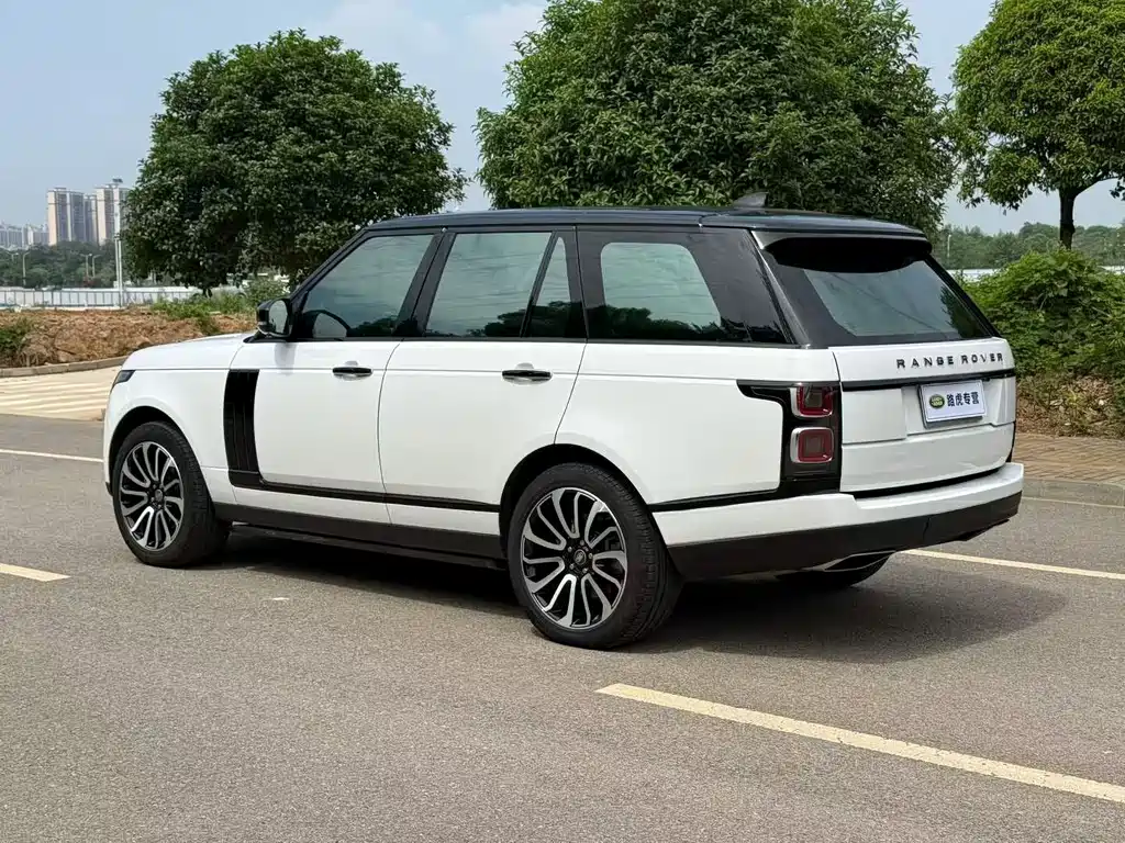 Land Rover Range Rover 2017 — фото 8