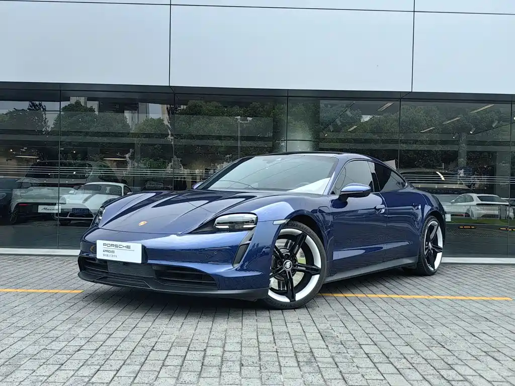 Porsche Taycan 2021 — фото 1
