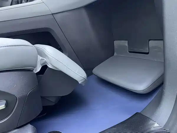 NIO ES8 2023