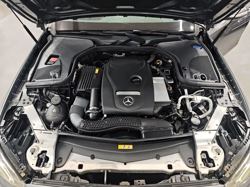 Mercedes-Benz E-Class 2018 — фото 6