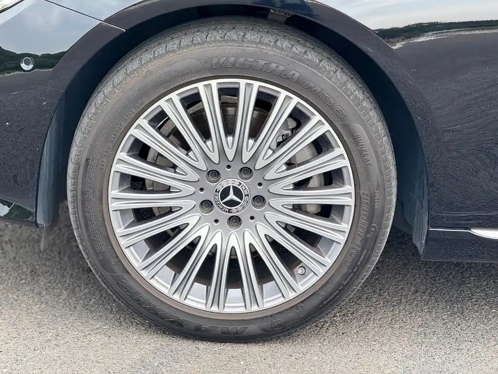 Mercedes-Benz E-Class 2022 — фото 21