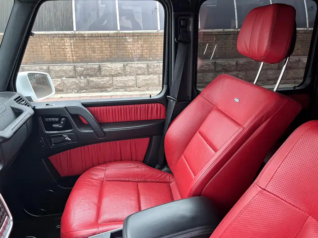 Mercedes-Benz G-Class AMG 2015 — фото 10