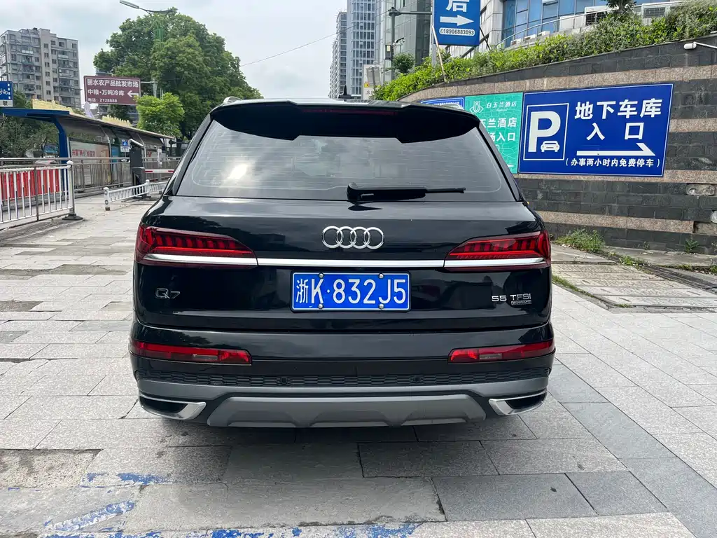 Audi Q7 2020 — фото 4