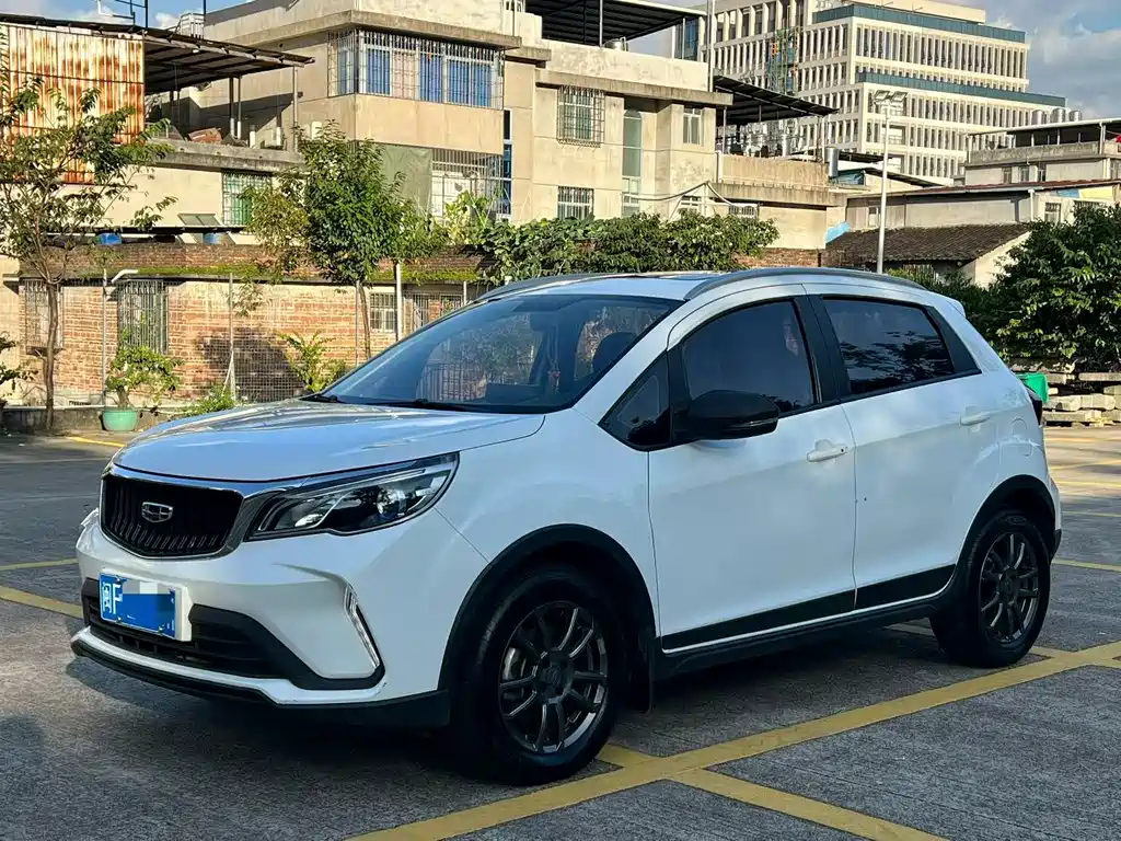 Geely Vision X3 2021 — фото 1