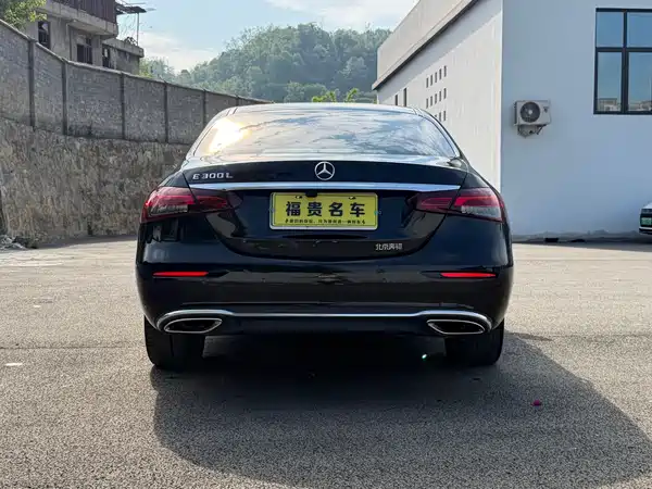Mercedes-Benz E-Class 2021