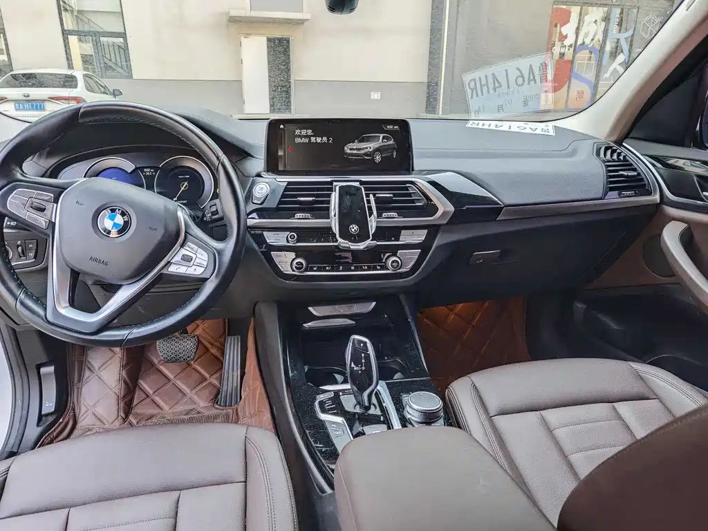 BMW X3 2019 — фото 8
