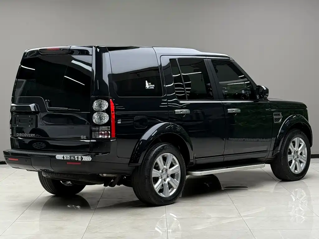 Land Rover Discovery 2016 — фото 2