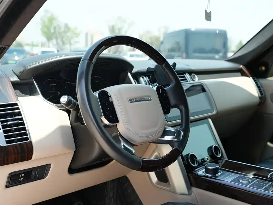 Land Rover Range Rover 2014 — фото 14