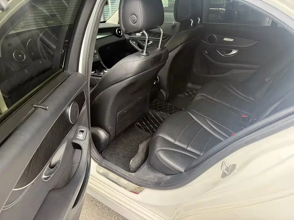 Mercedes-Benz C-Class 2016