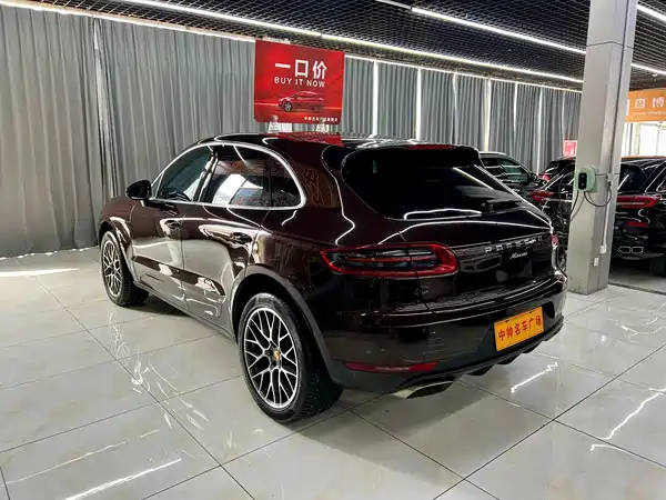 Porsche Macan 2016