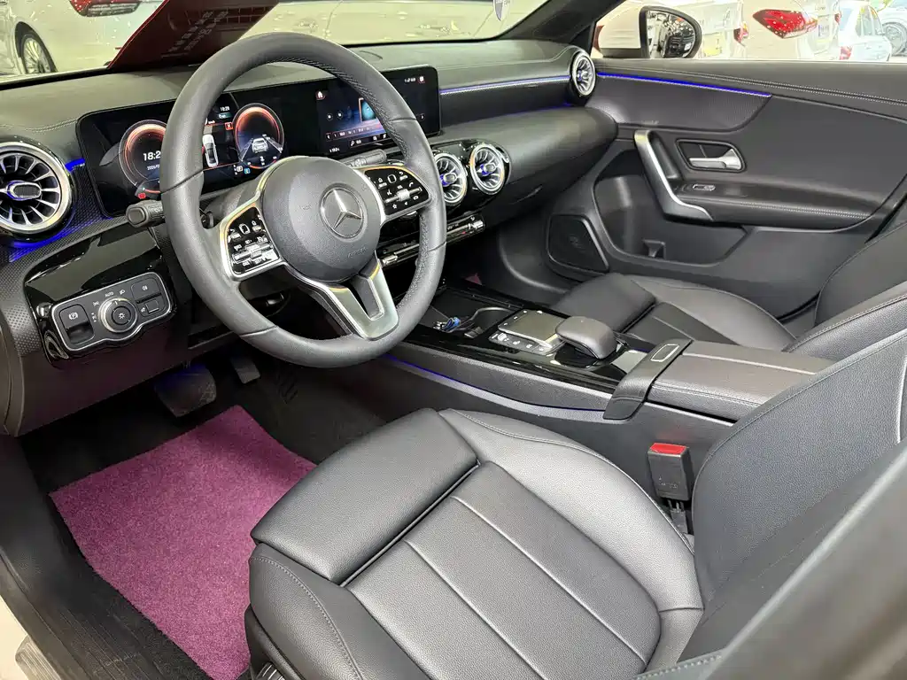 Mercedes-Benz A-Class 2021 — фото 7