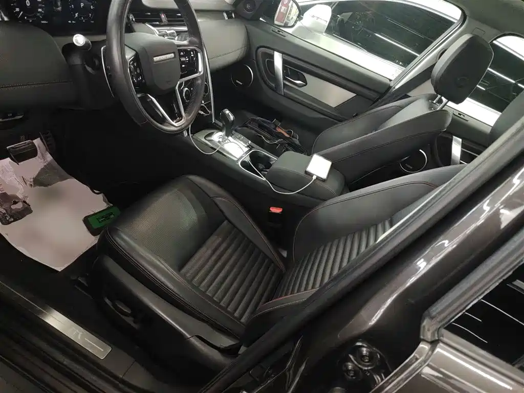 Land Rover Discovery Sport 2022 — фото 15