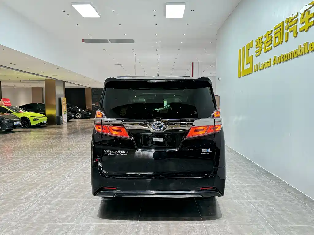 Toyota Vellfire 2020 — фото 6
