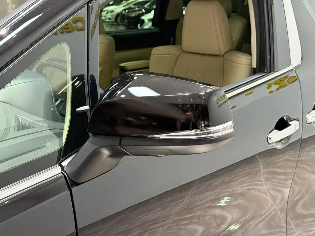 Toyota Vellfire 2020 — фото 28