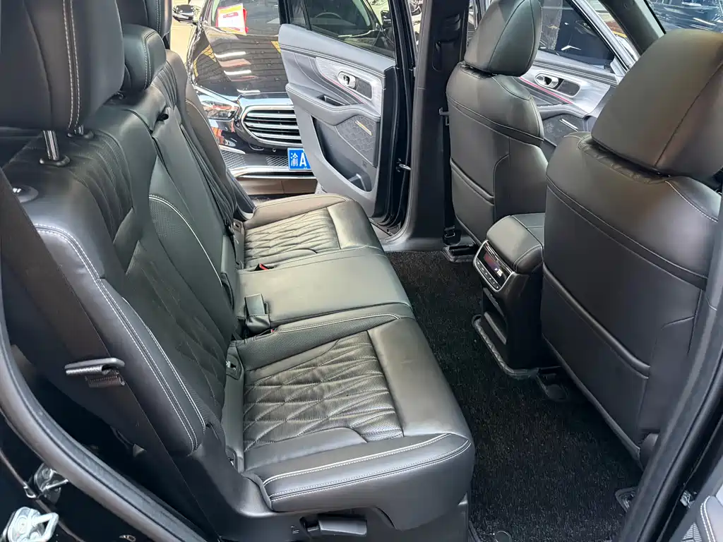 GAC Trumpchi GS8 2022 — фото 16