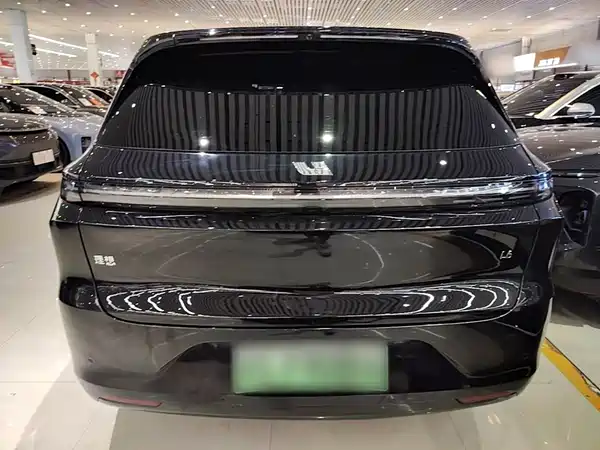 Li Auto L6 2024
