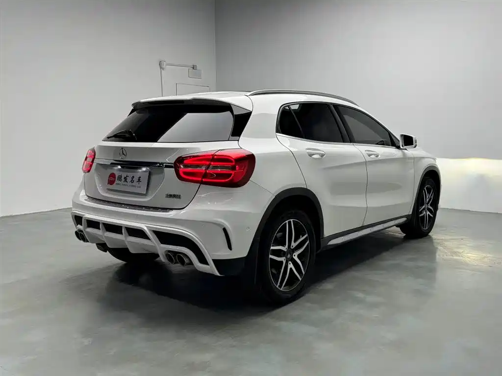 Mercedes-Benz GLA 2017 — фото 14