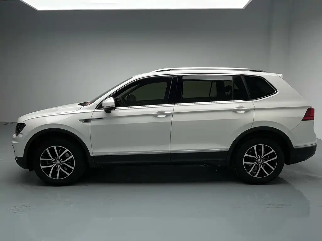 Volkswagen Tiguan L 2019 — фото 4