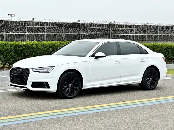 Audi A4L 2019
