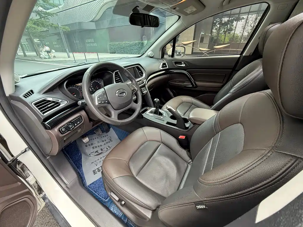 GAC Motor Trumpchi GS4 2016 — фото 9