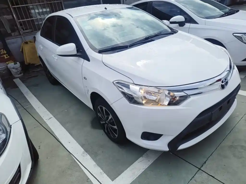 Toyota Vios 2015
