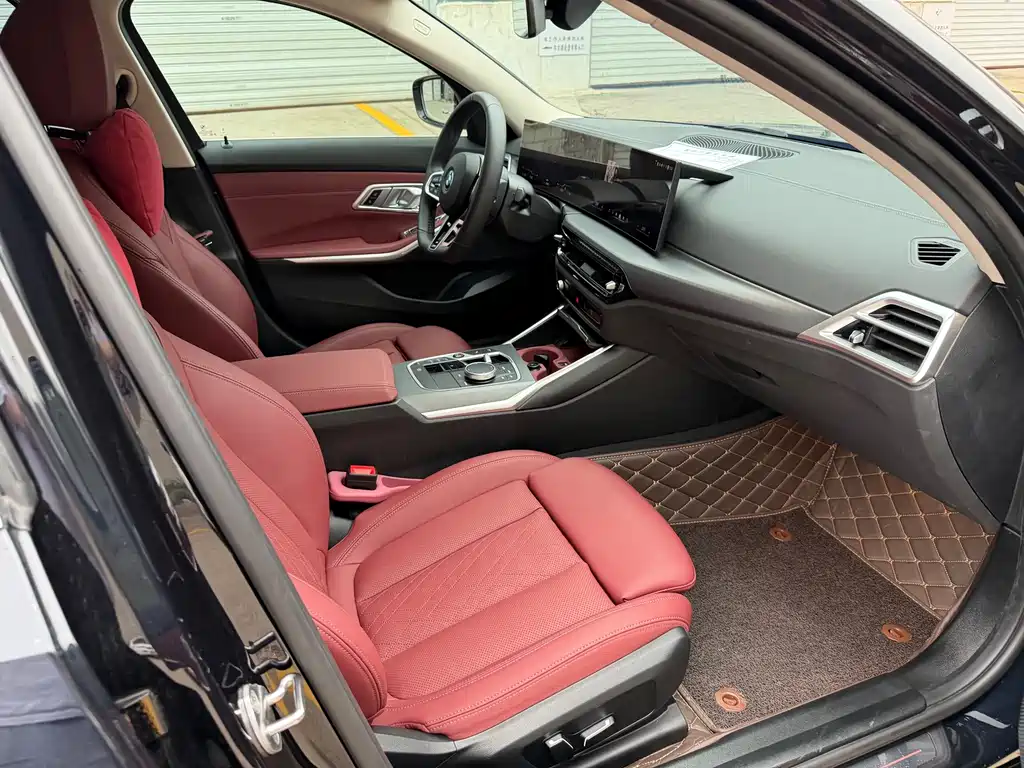 BMW i3 2024