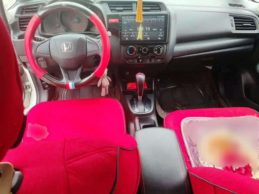 Honda Fit 2016 — фото 13