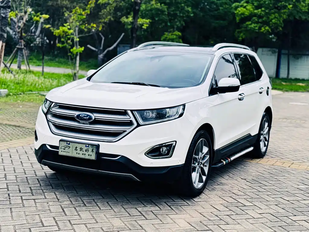 Ford Edge 2018 — фото 1