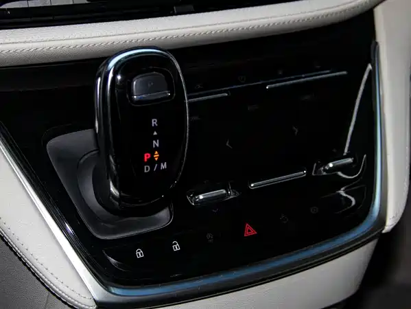 Buick GL8 2023
