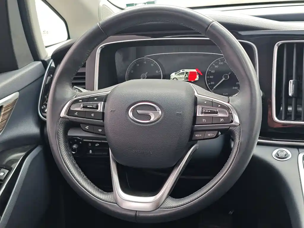 GAC Motor Trumpchi M8 2021 — фото 15