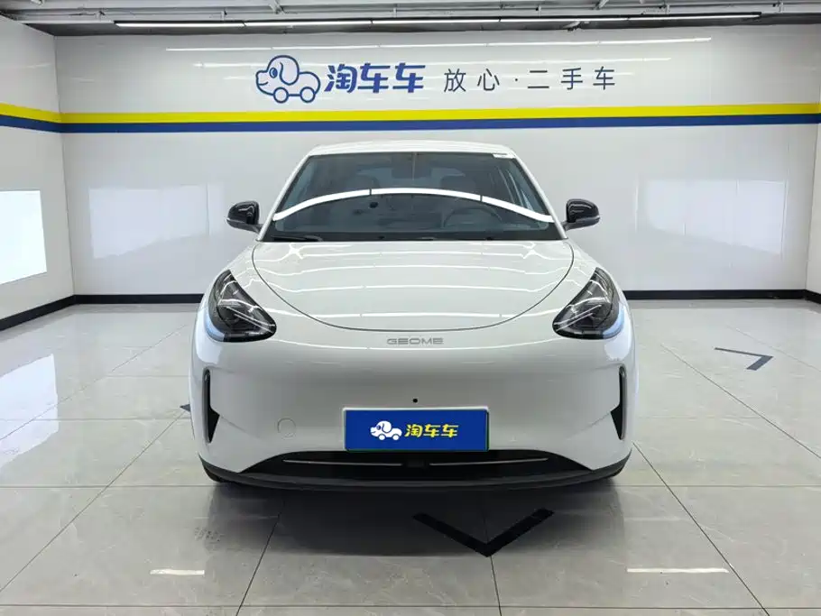 Geely Galaxy Starwish 2025 — фото 2