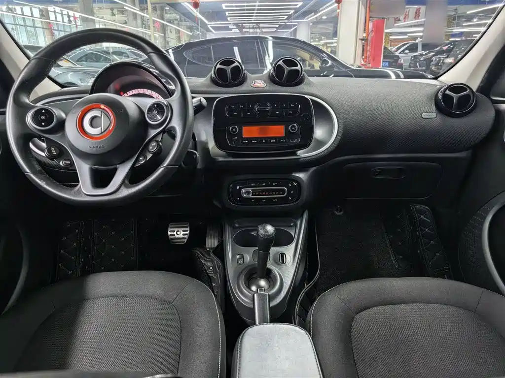 smart Forfour 2017 — фото 13