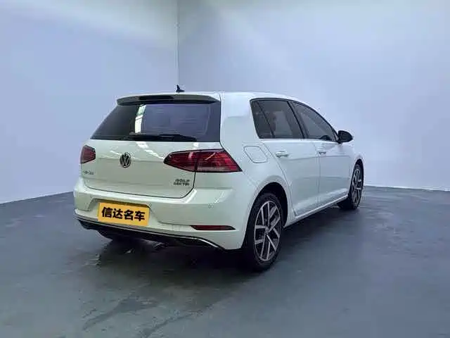 Volkswagen Golf 2020 — фото 4