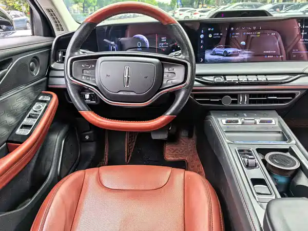 Lincoln Z 2022