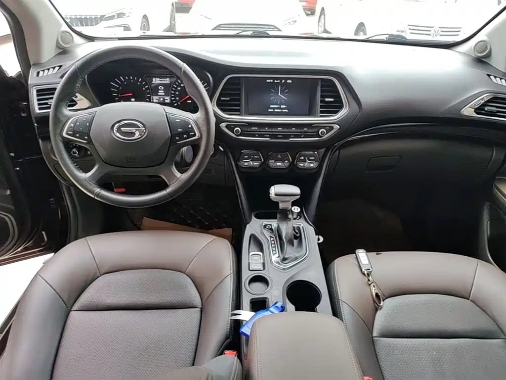 GAC Motor Trumpchi GS4 2018 — фото 10