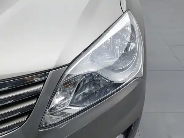 Hyundai Yuedong 2014