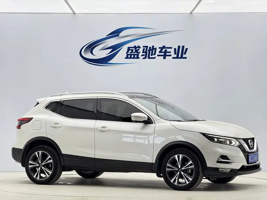 Nissan Qashqai 2022 — фото 3
