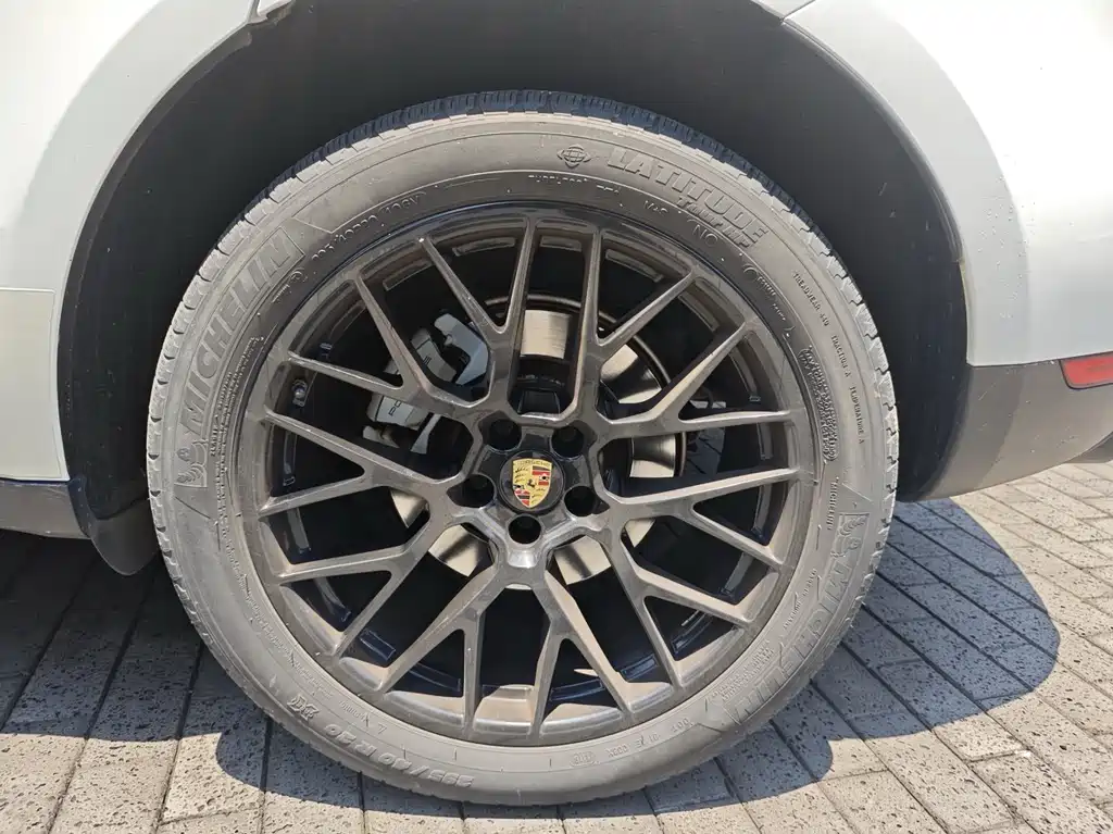 Porsche Macan 2015