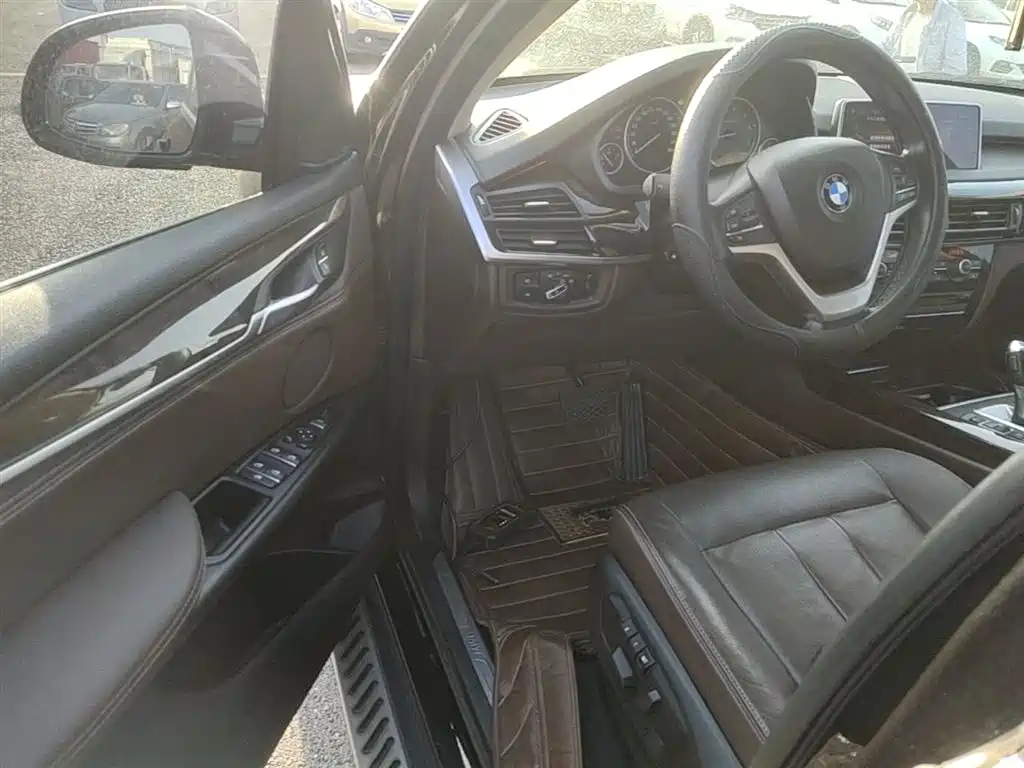 BMW X5 2017 — фото 16
