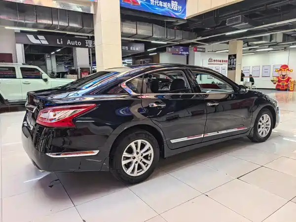Nissan Teana 2015