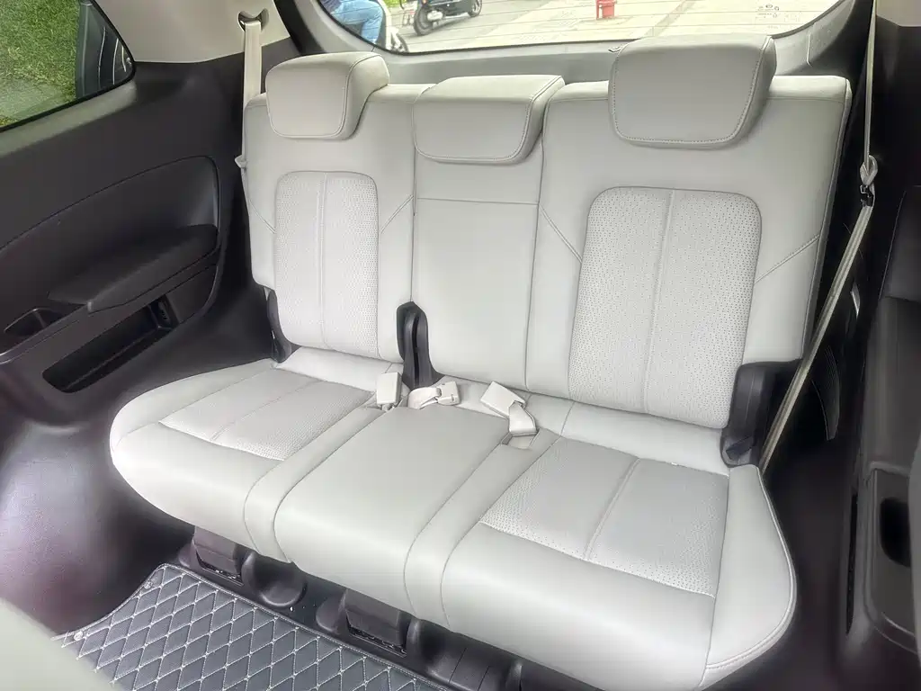 GAC Motor Trumpchi M8 2021 — фото 12