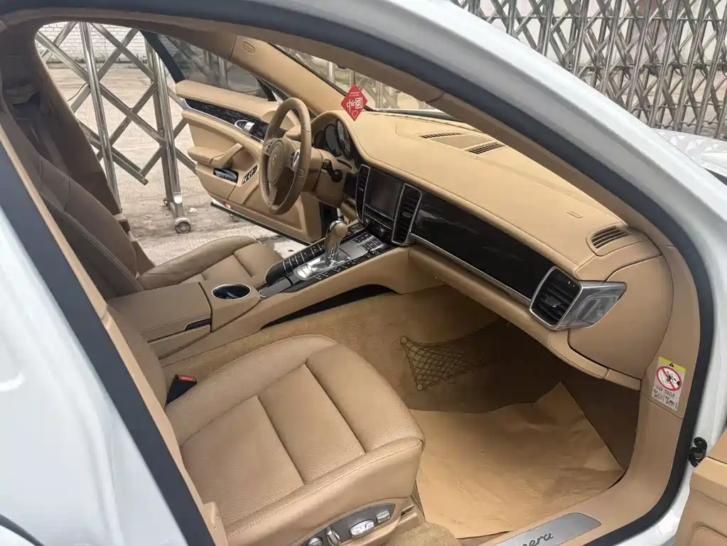 Porsche Panamera 2015 — фото 7