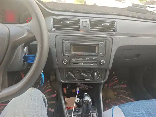 Volkswagen Santana 2021
