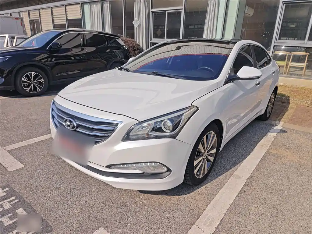 Hyundai Mistra 2015 — фото 1