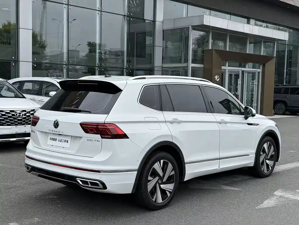 Volkswagen Tiguan L 2023