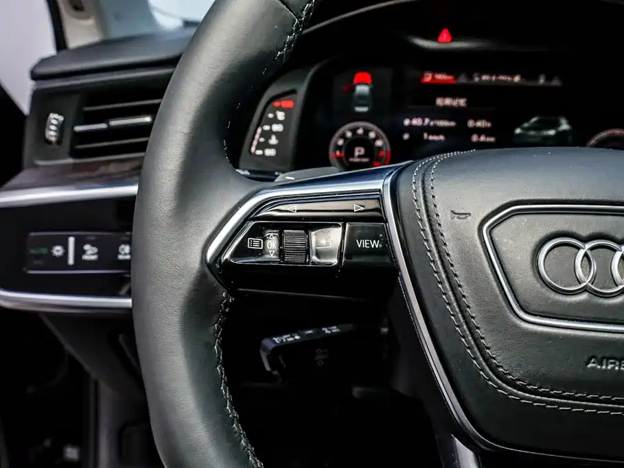 Audi A6L 2022 — фото 27