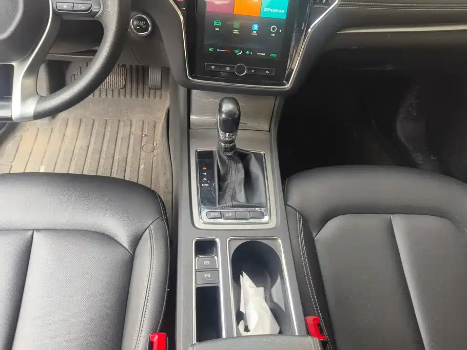 Roewe i6 Classic 2019 — фото 16